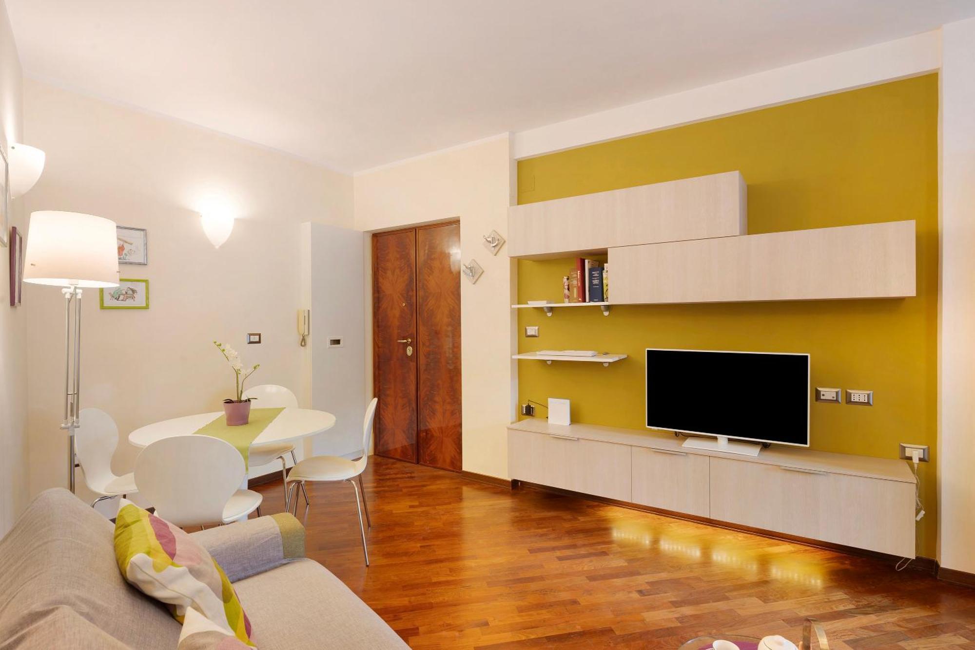 Appartamento - *
